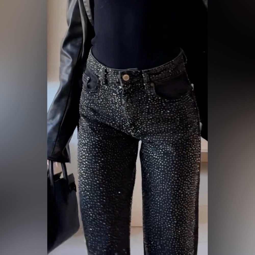 Zara Embellished Mid Rise Jean